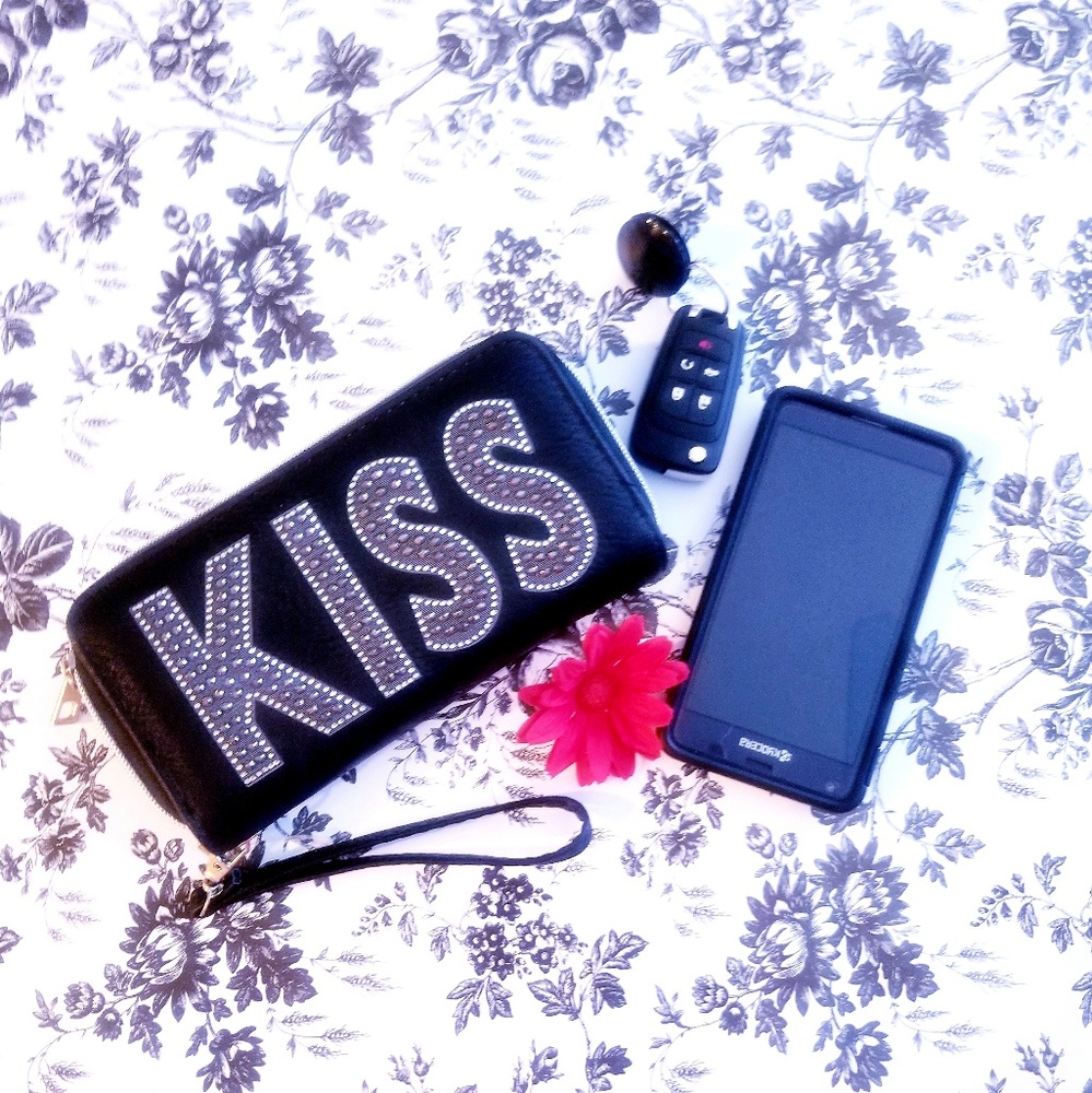 💄👄Glam Rhimstones💄👄 (KISS) Wallet